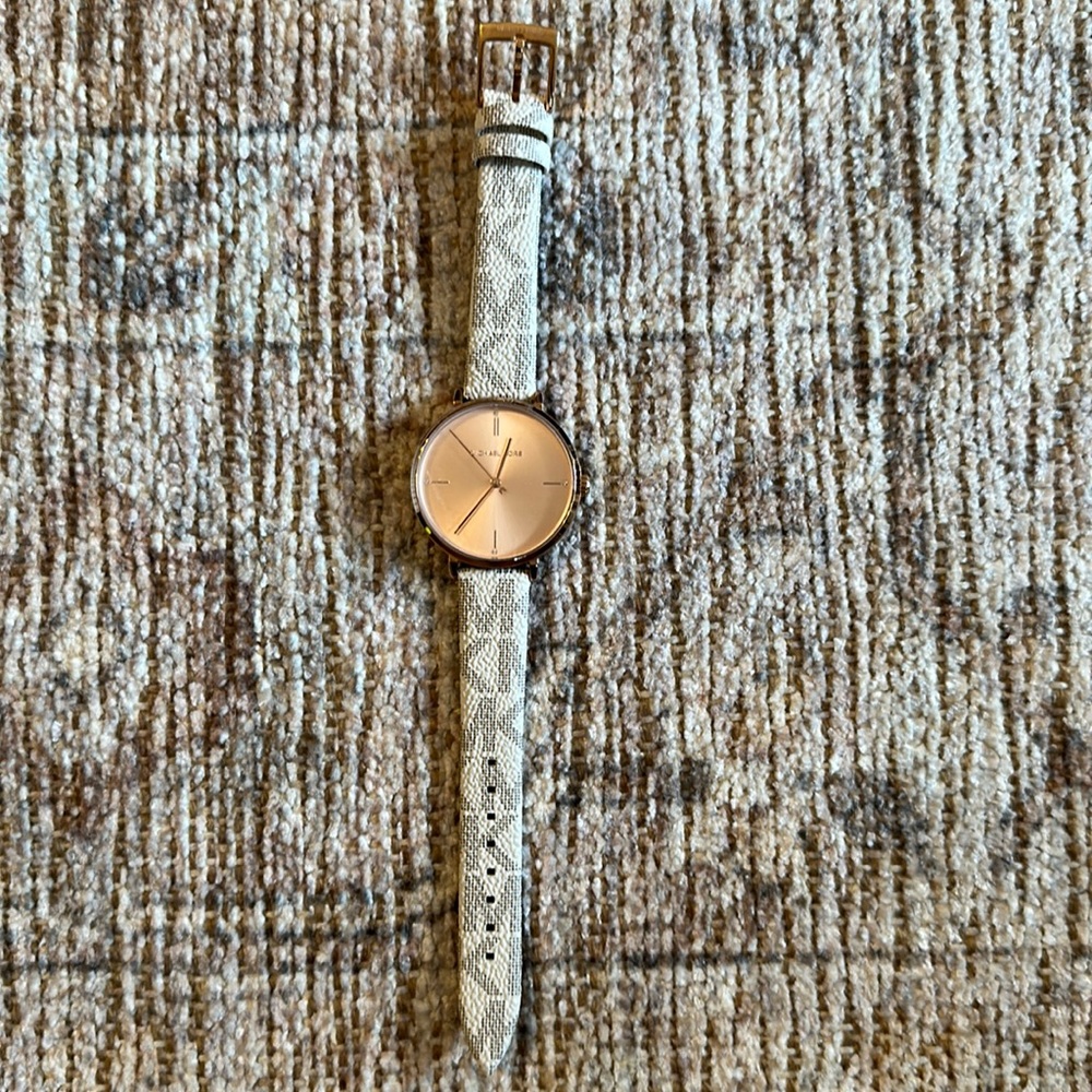 NWOT Michael Kors Jayne watch, vanilla w/ MK pattern band, rose gold, crystals